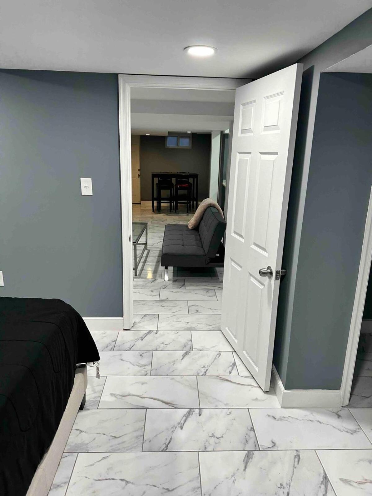 Lovely Basement 1-Bedroom With Free Parking 华盛顿哥伦比亚 外观 照片