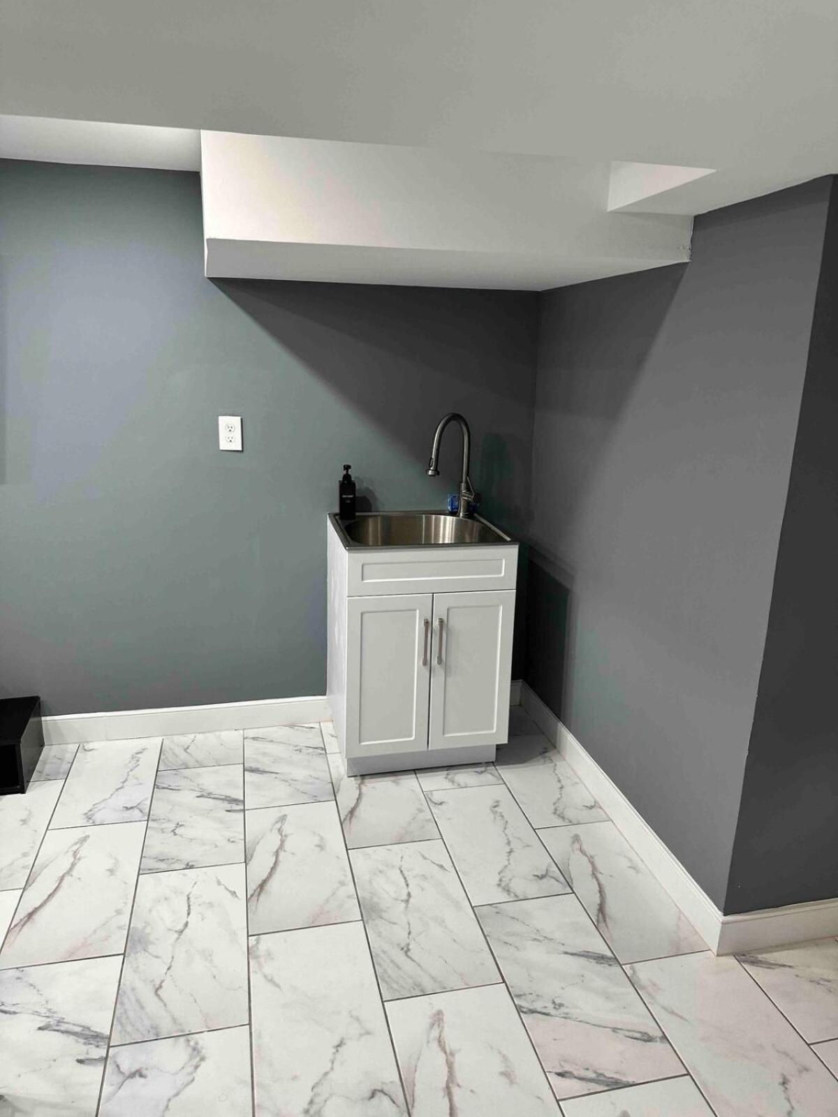 Lovely Basement 1-Bedroom With Free Parking 华盛顿哥伦比亚 外观 照片